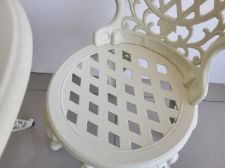 Комплект мебели (столик кофейный + 2 стула) SD-104