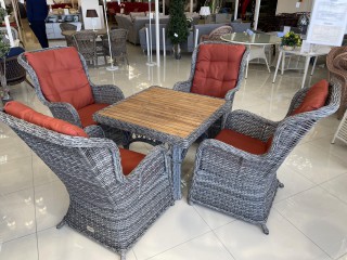 Комплект мебели LEGEND / AMARANT  900*900 Цвет: 4046 (тёмно-серый) (Стол (Деревянная столешница) 900*900 + 4 Кресла с подушками)