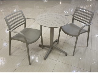 Комплект мебели Пластиковый MOON Д-60 складной / LOUISE XL Цвет: Кофе (Стол (Складной)  + 2 Кресла)